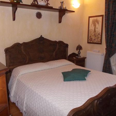 Les Hirondelles Bed & Breakfast Fenis Ngoại thất bức ảnh