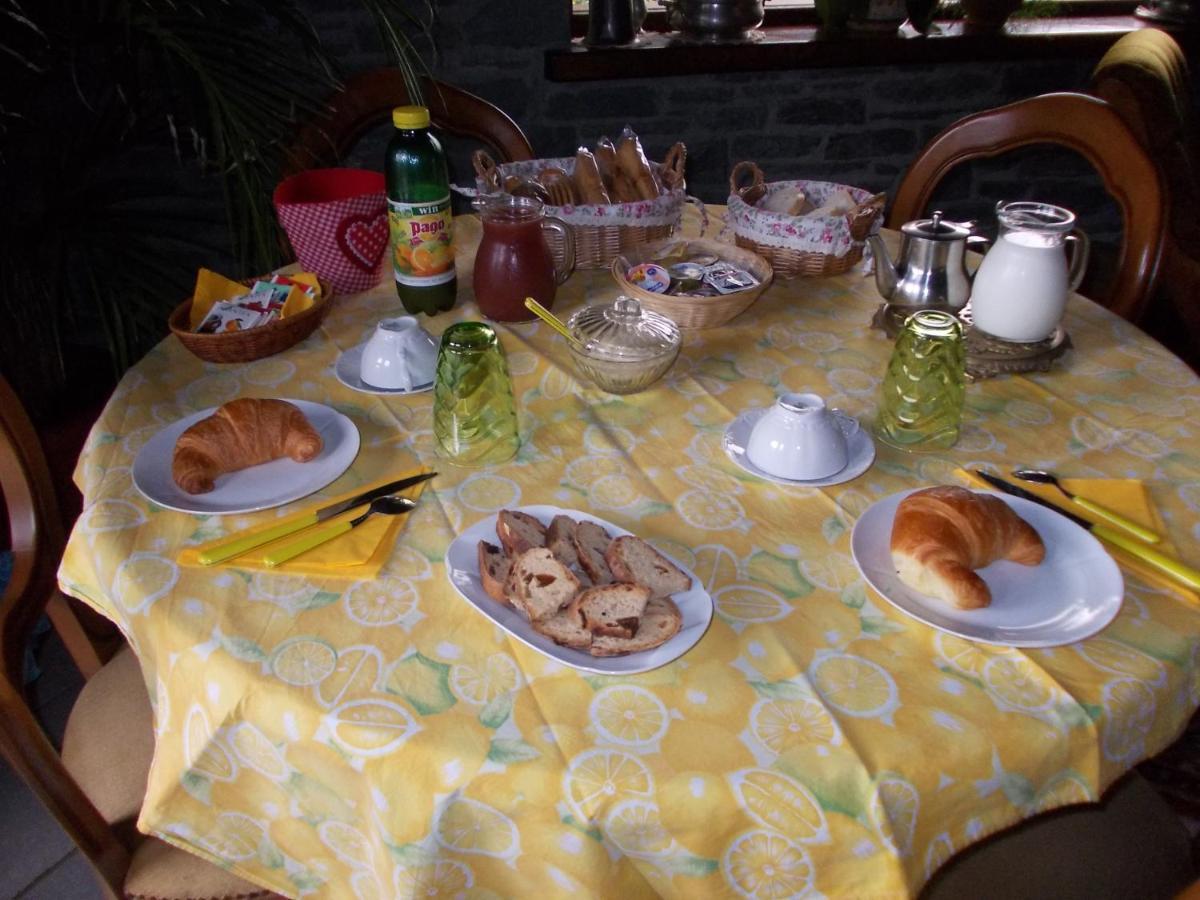 Les Hirondelles Bed & Breakfast Fenis Ngoại thất bức ảnh