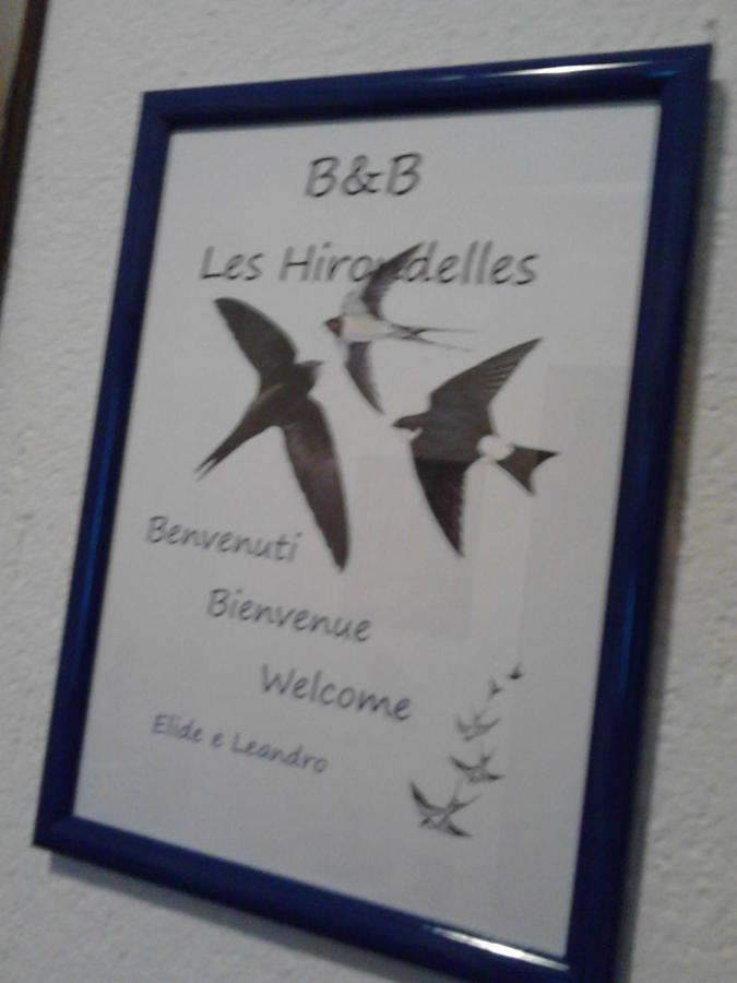 Les Hirondelles Bed & Breakfast Fenis Ngoại thất bức ảnh